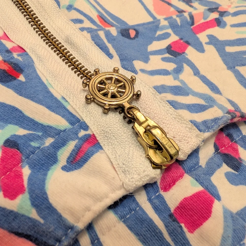 Lilly Pulitzer Skipper Popover Red Right Return Size Medium 🛞⛵🌊 - Picture 13 of 13